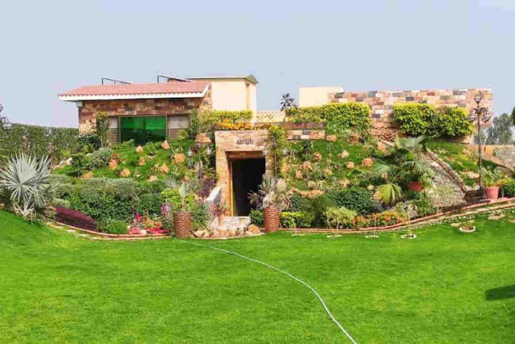 Best Farmhouses in Lahore